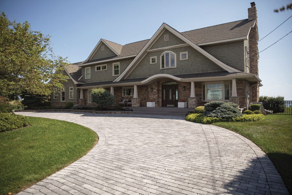 Curb Appeal Ideas to Bring Out Your Home’s Best