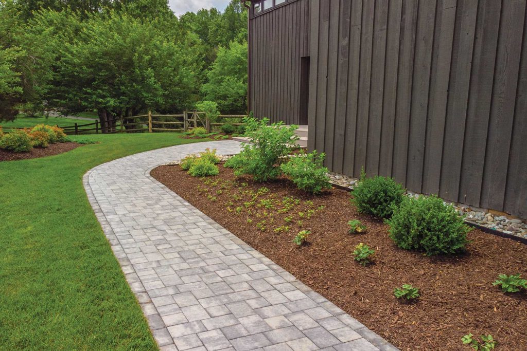 Choosing the Right Thin Pavers Over Concrete