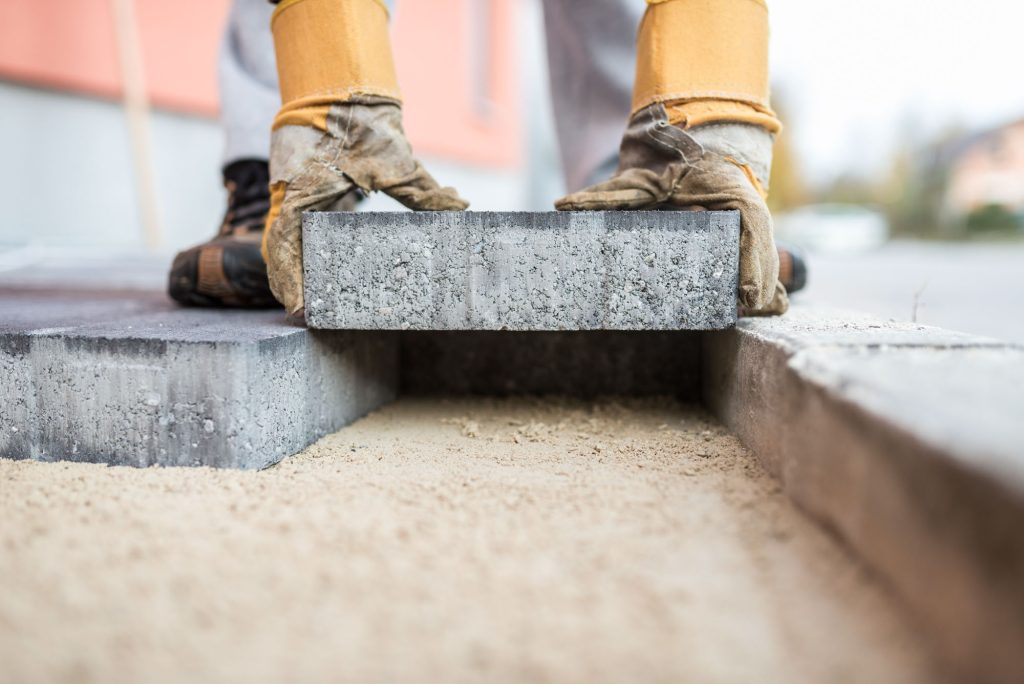 Side-by-Side: Brick Pavers vs. Concrete Pavers