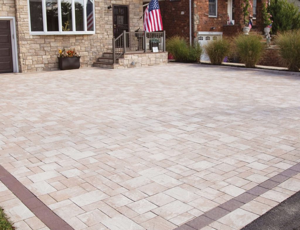 How to Choose a Driveway Paver Design for Your Home